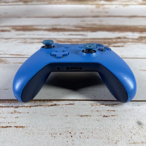 OEM Microsoft Xbox One Wireless Controller Model 1708 - Blue - Picture 2 of 5